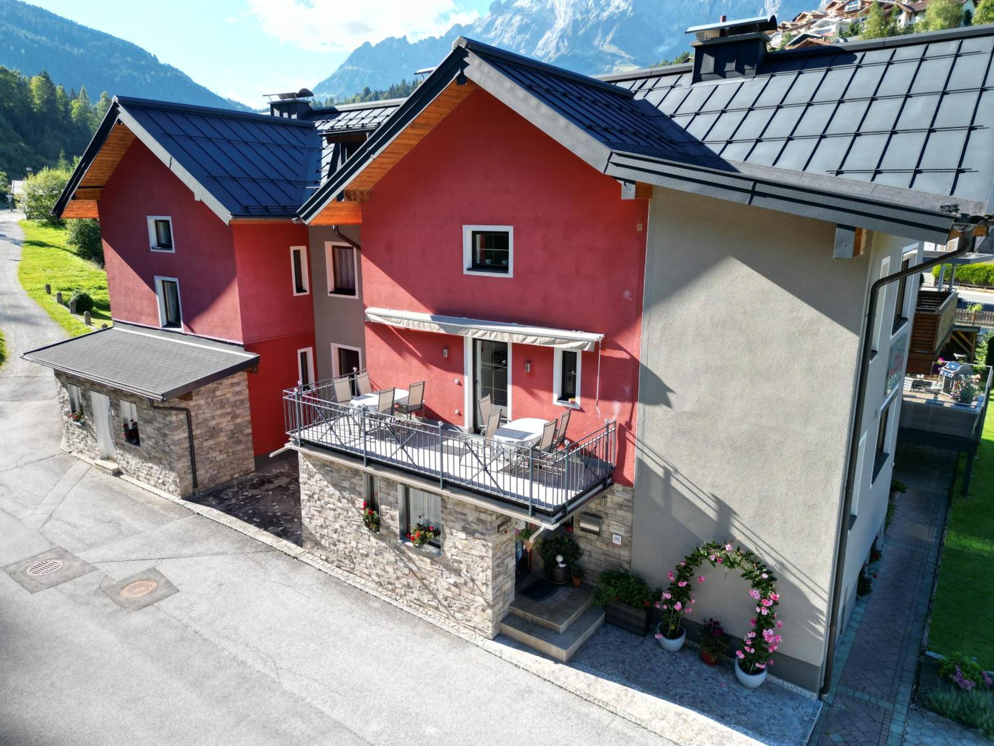 Haus Birnbacher มึลบาค อัม โฮคเคอนิก ภายนอก รูปภาพ