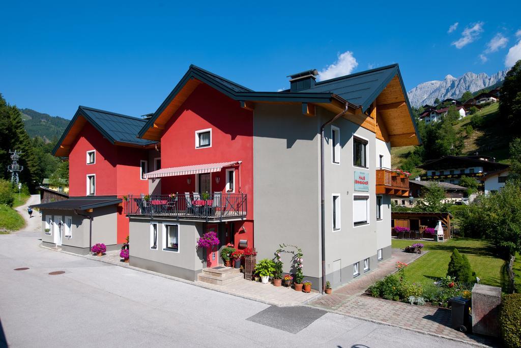 Haus Birnbacher มึลบาค อัม โฮคเคอนิก ภายนอก รูปภาพ